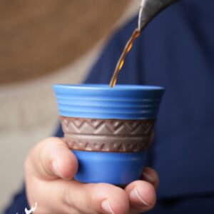 فنجان سيراميك ملون - يباع بالقطع - أزرق